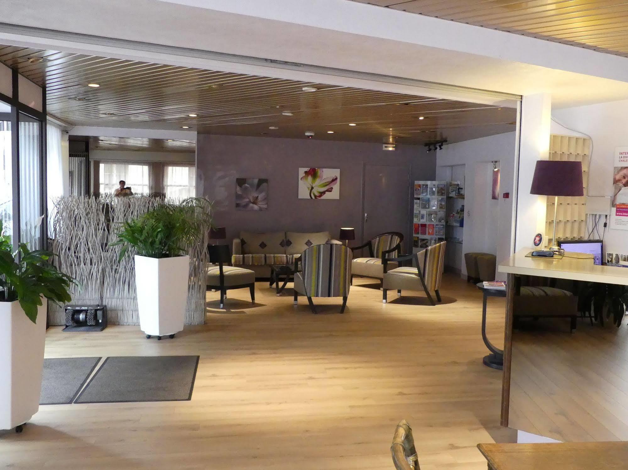 Hotel De L'Orme, Akena Évreux Esterno foto